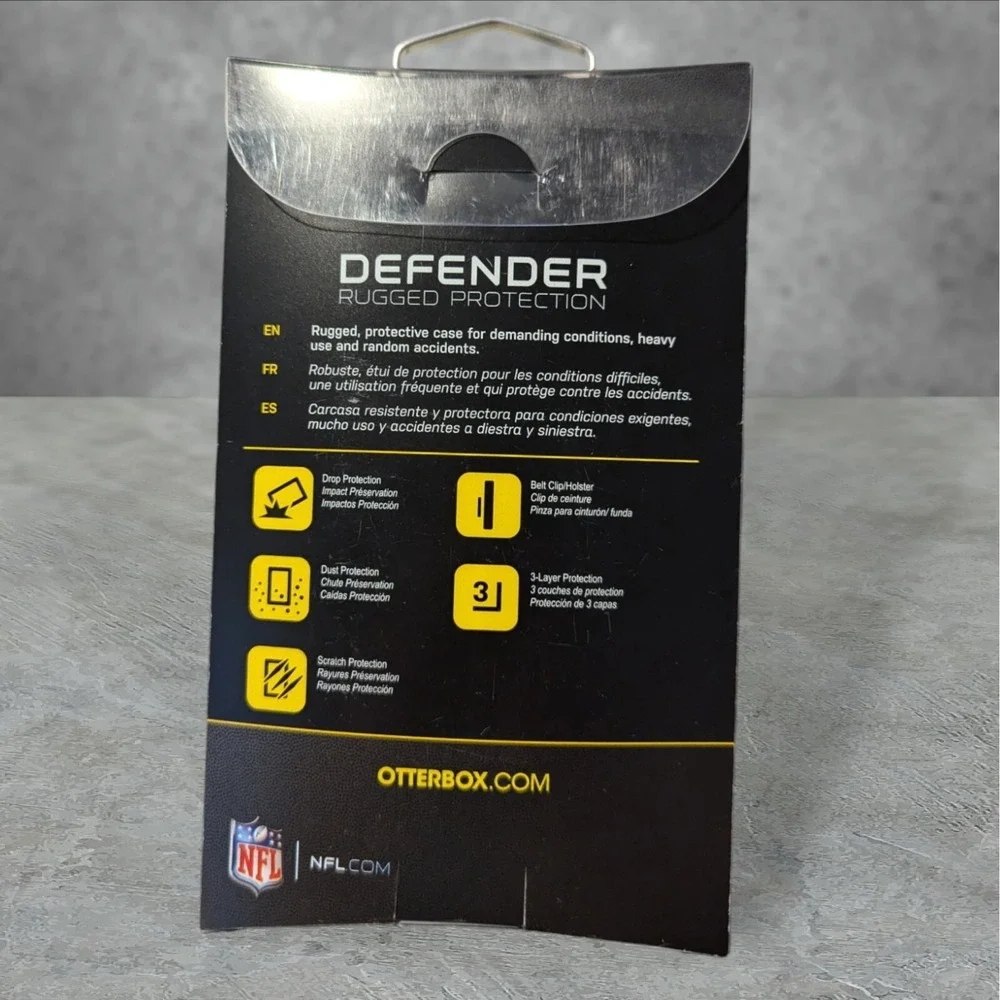 Y4. OtterBox Defender Samsung Galaxy S5 NFL Broncos (Missing Holster) See Descri